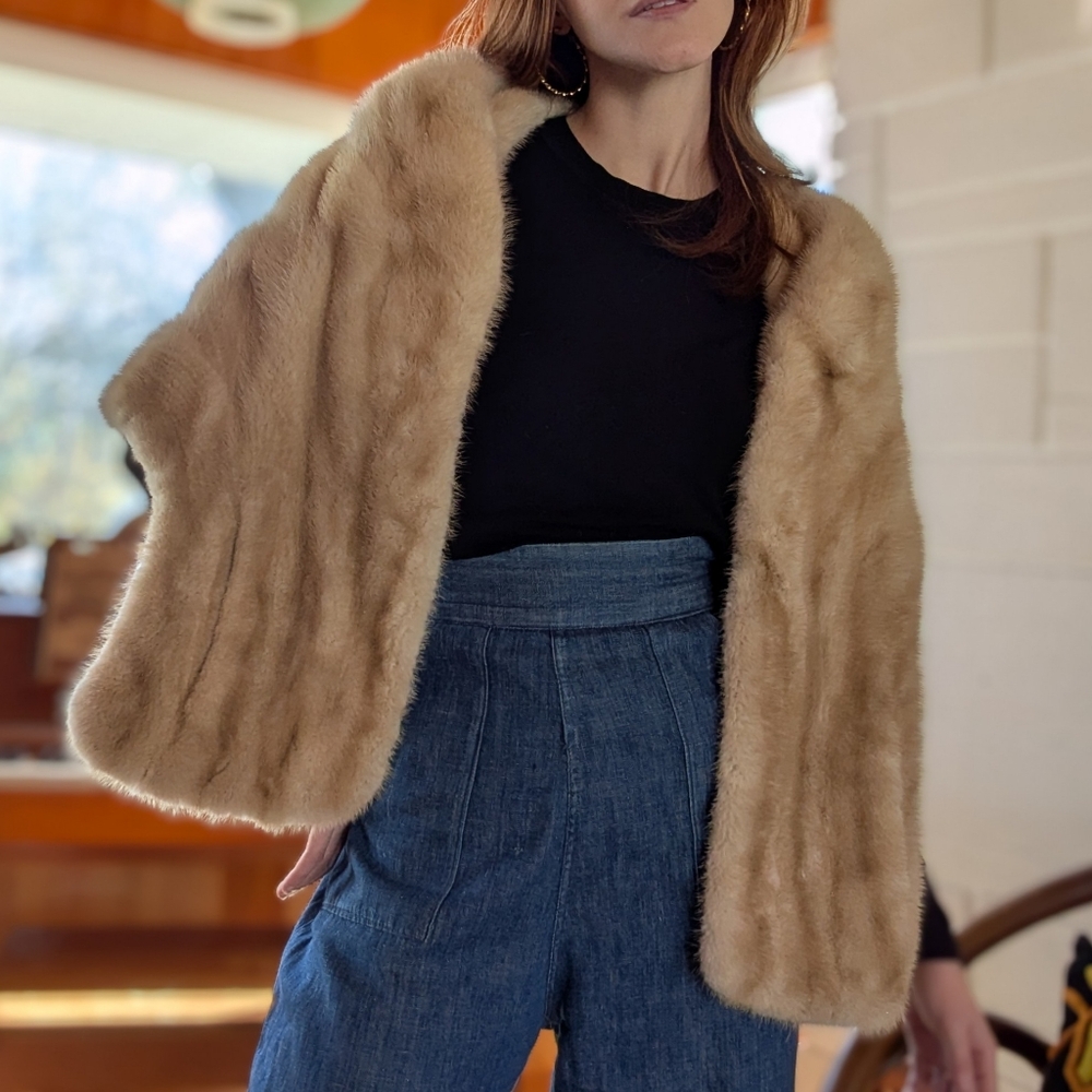 Vintage 50s Fur Cape Shawl